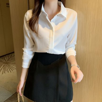 2020秋装新款长袖上衣缎面白色加绒衬衫女设计感小众雪纺职业衬衣